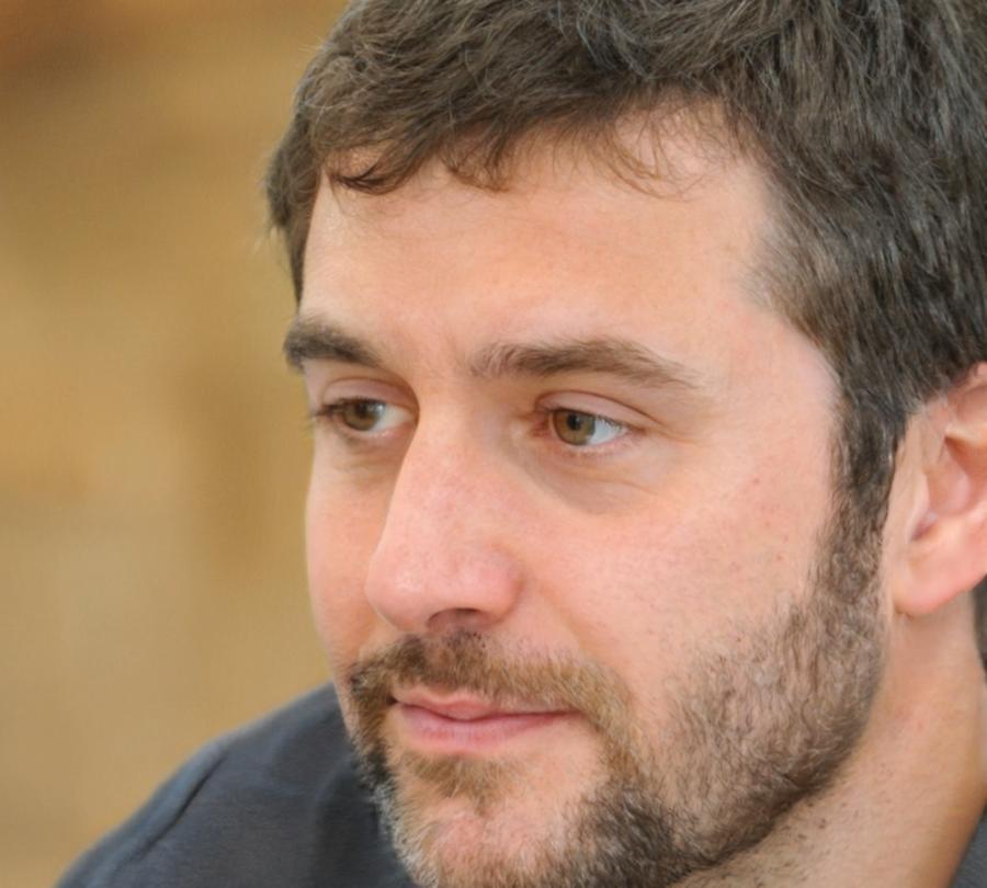 Portrait de Maxime Leblanc, Directeur des Ressources Humaines